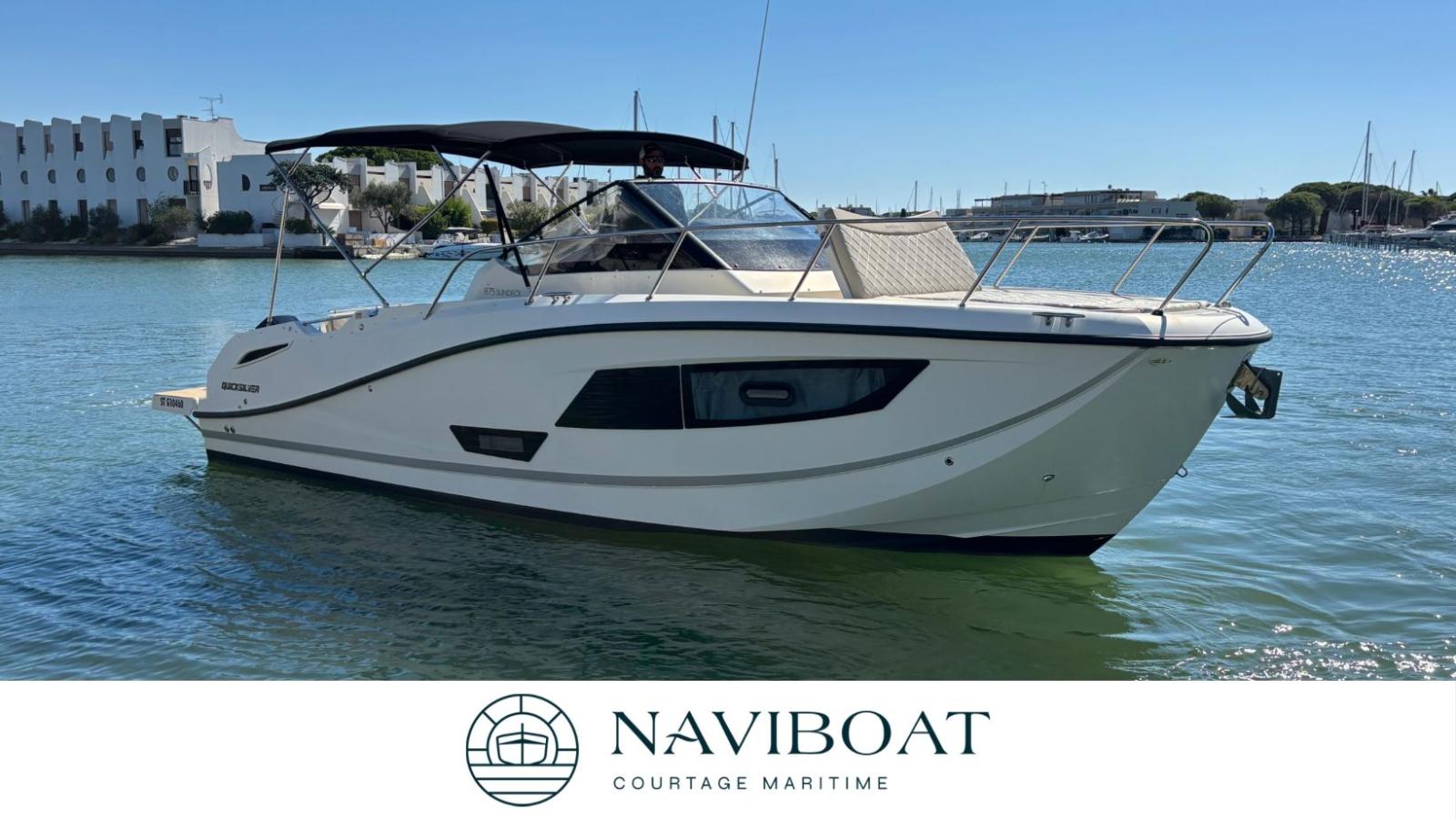 QUICKSILVER 875 sundeck
